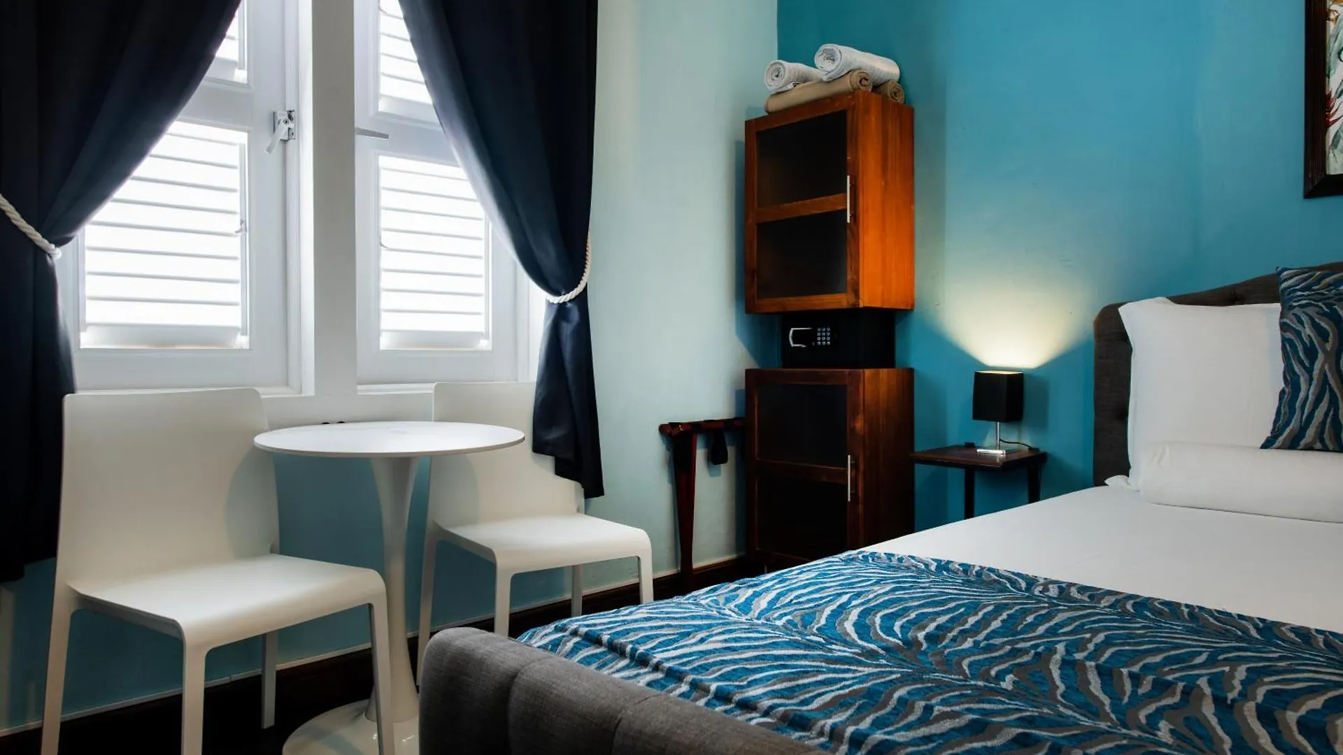Villa Amalie & Villa Curiel Willemstad 4*,