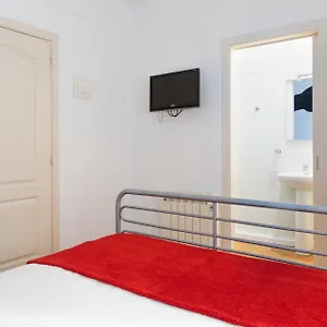 Monrooms 2*, Barcelona Espanha